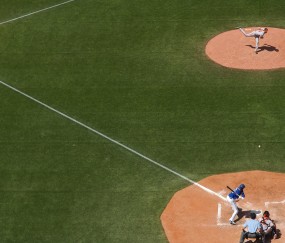 开云官方网站-跨界辉煌，莎拉波娃五赛季高光再现，RNG球迷沸腾共铸竞技传奇，莎拉波娃五赛季传奇再现引RGN球迷沸腾共铸跨界辉煌